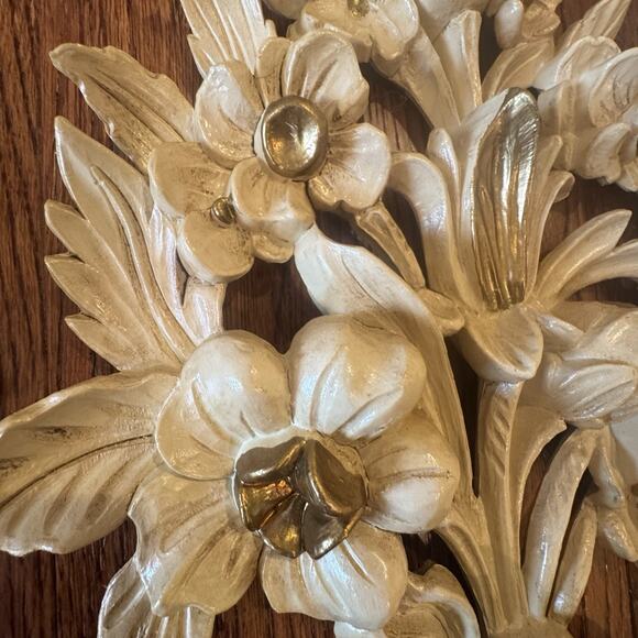 VTG Italian Euromarchi Floral Wall Hanging 3D Resin Cream Gold Guilded Italy - Picture 5 of 15